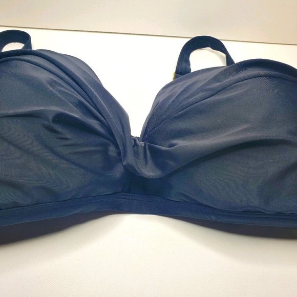 VALENTINE RUCHED BANDEAU BIKINI TOP - Picture 6 of 10